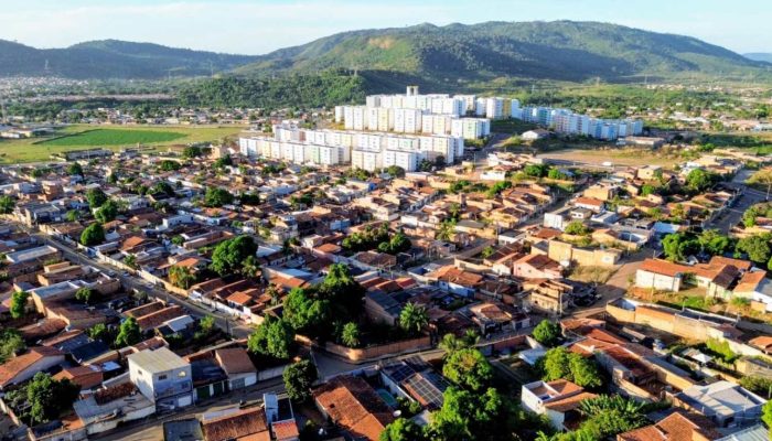 cionam mais regularidade no abastecimento, melhoria da qualidade da água e ampli