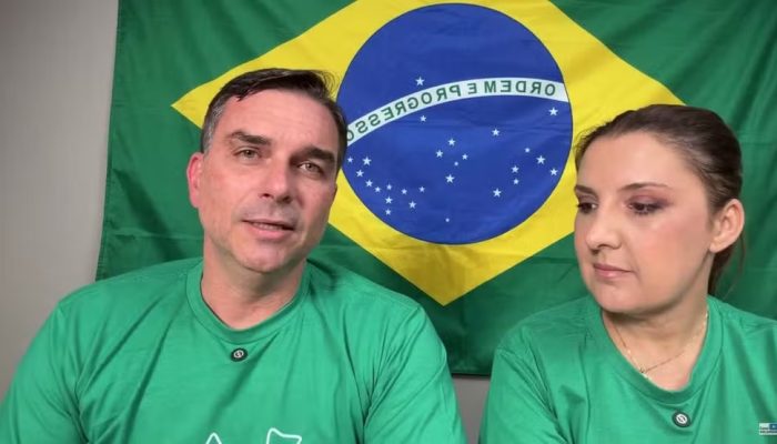 Flávio Bolsonaro lança plano Brasil por Elas em meio a tensões familiares