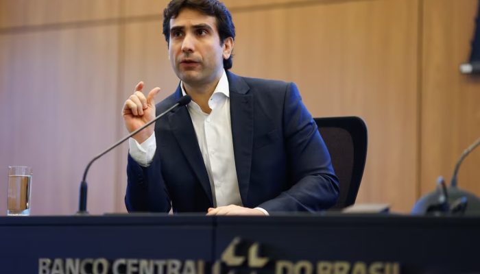 Banco Central critica EUA por usar PIX como pretexto em taxação de produtos brasileiros