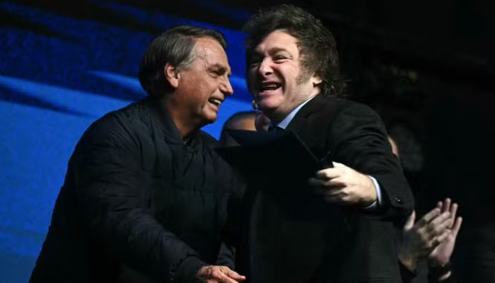 Visita de Javier Milei a Jair Bolsonaro é impedida por decisão de Alexandre de Moraes