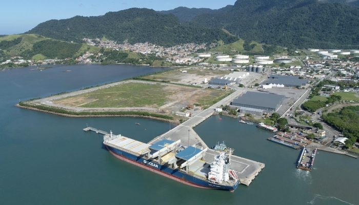 Rota exclusiva conecta Contorno Sul da Tamoios ao Porto de São Sebastião e retira caminhões da cidade