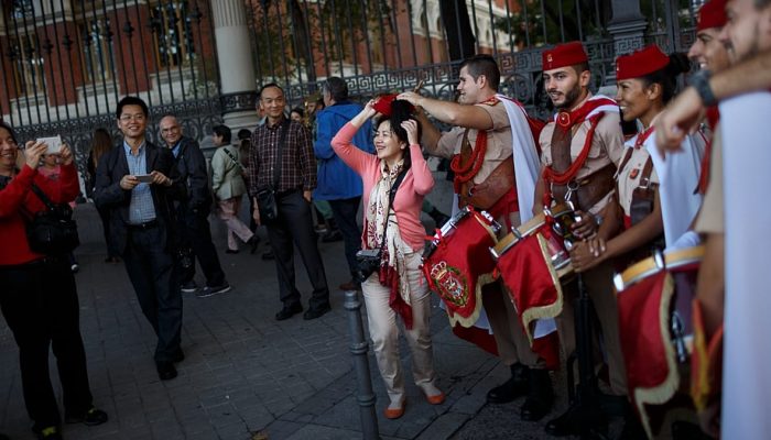 Vitória da Espanha no Mundial impulsiona busca de turistas chineses por voos