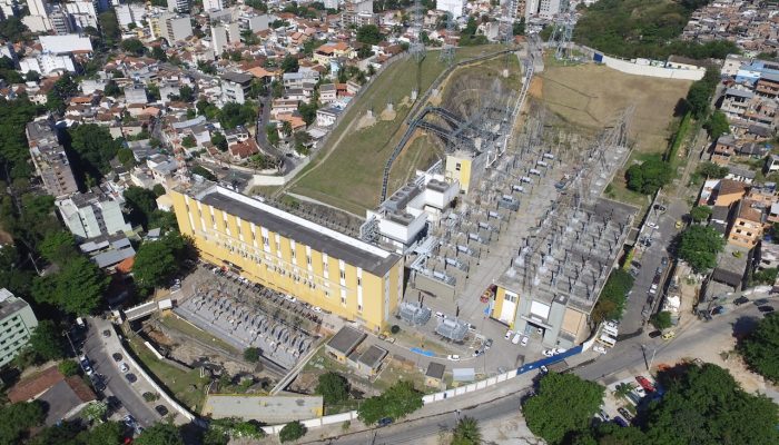 Interrupção de energia atinge capital fluminense após ventos fortes afetarem subestação