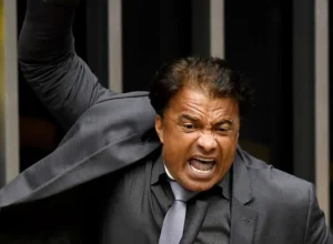 Justiça Eleitoral mantém inelegibilidade de Wladimir Costa para eleições futuras