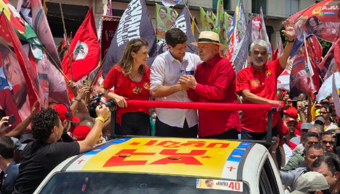Lula e João Campos selam pacto eleitoral em Pernambuco com foco na reeleição e governo estadual