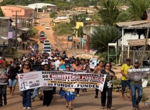 Manifestação em Anapu cobra definição para crise política