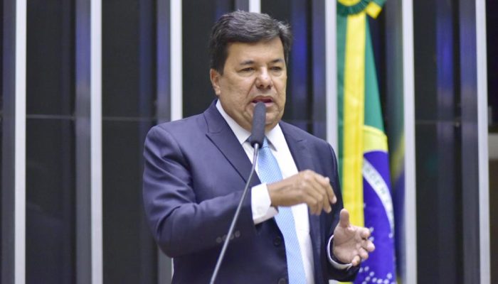 Mendonça Filho anuncia candidatura ao Senado e articula união da direita em Pernambuco