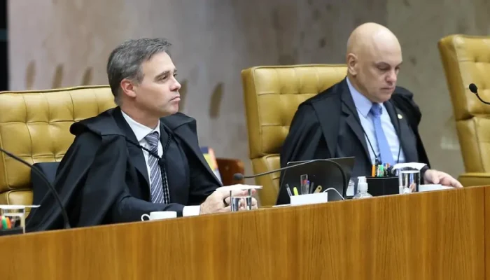 Ministro Alexandre de Moraes envia 'recado' a colegas do STF em meio a votação sobre investigação