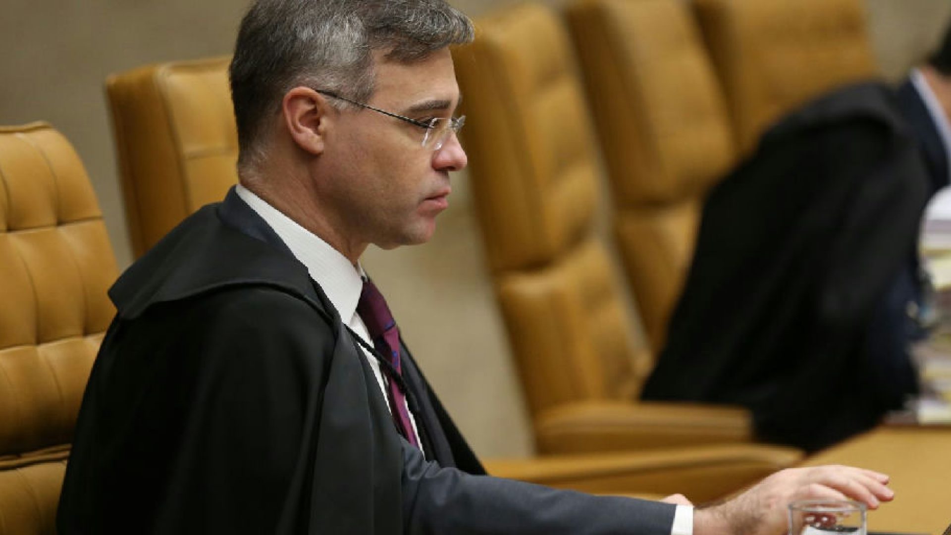 Ministro André Mendonça revoga prisões e flexibiliza medidas da Operação Sem Desconto