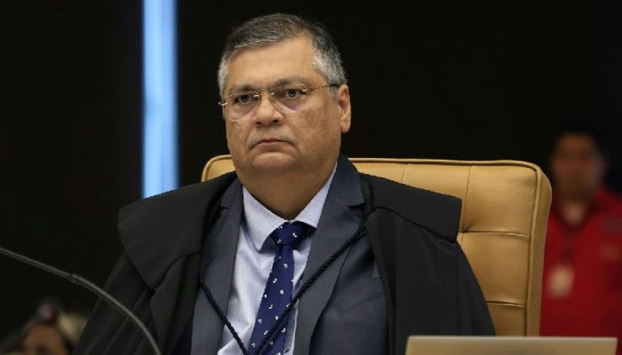 Ministro Flávio Dino autoriza Polícia Federal a acessar dados de investigação sobre produtora de filme