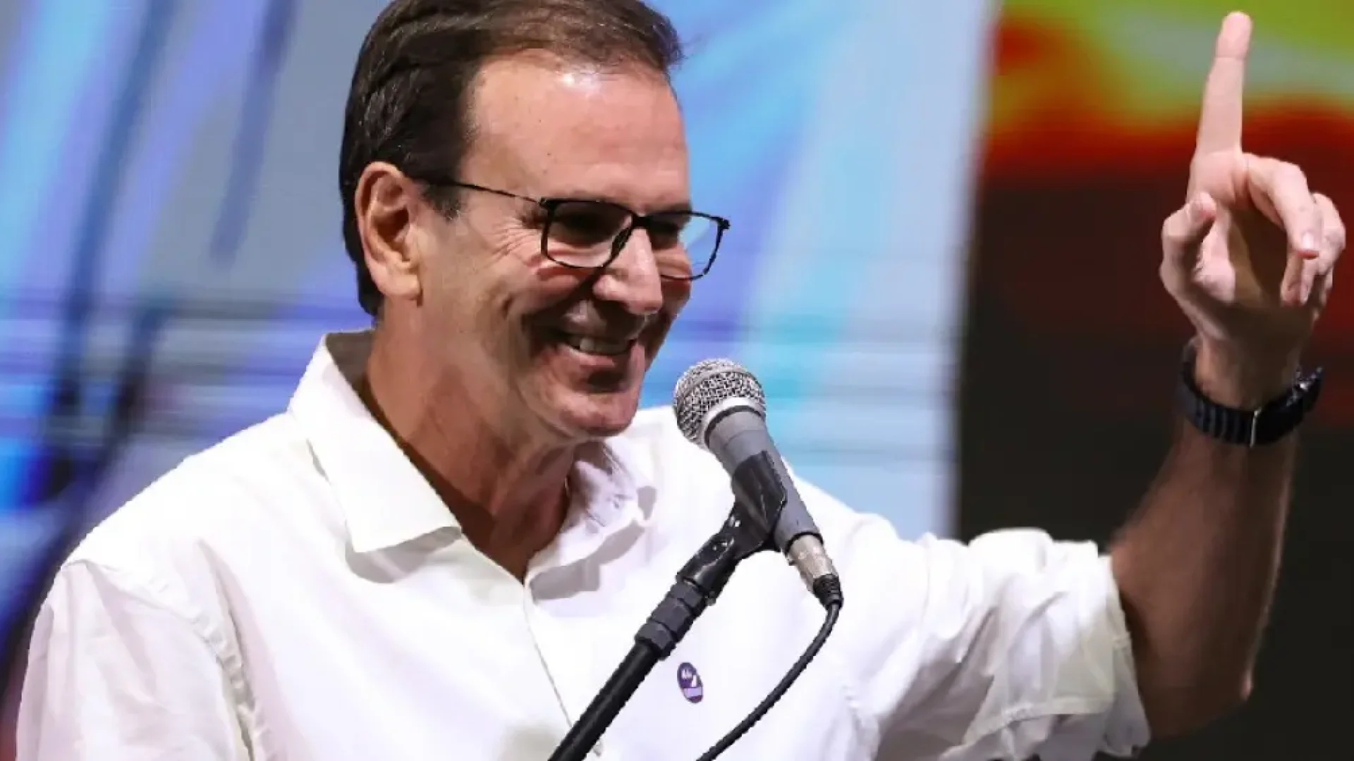 Paes acusa maioria da Alerj de ser mafiosa e vincula Douglas Ruas ao grupo de Cláudio Castro