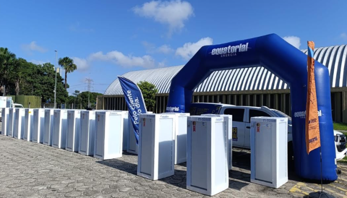 Programa de eficiência energética leva serviços e economia a comunidades