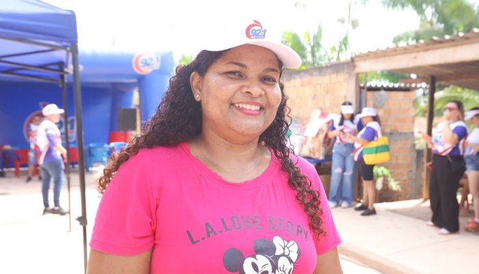 Rádio Correio FM: celebração de 9 anos culmina em visita emocionante a ouvinte