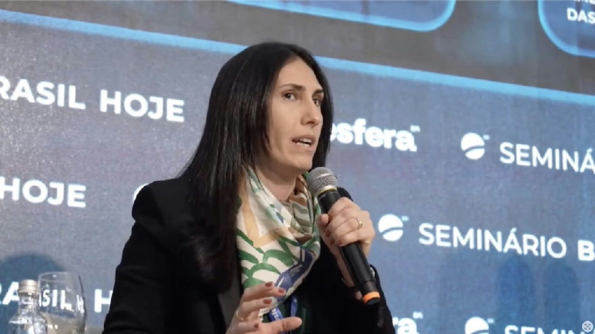 Saneamento em SP exige foco em redes antigas e regulação, afirma Natália Resende