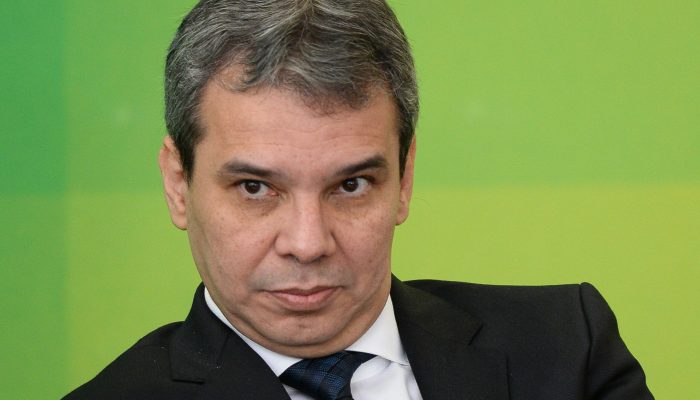 STF cobra ministro da Justiça por inação em meio a atritos com a PF
