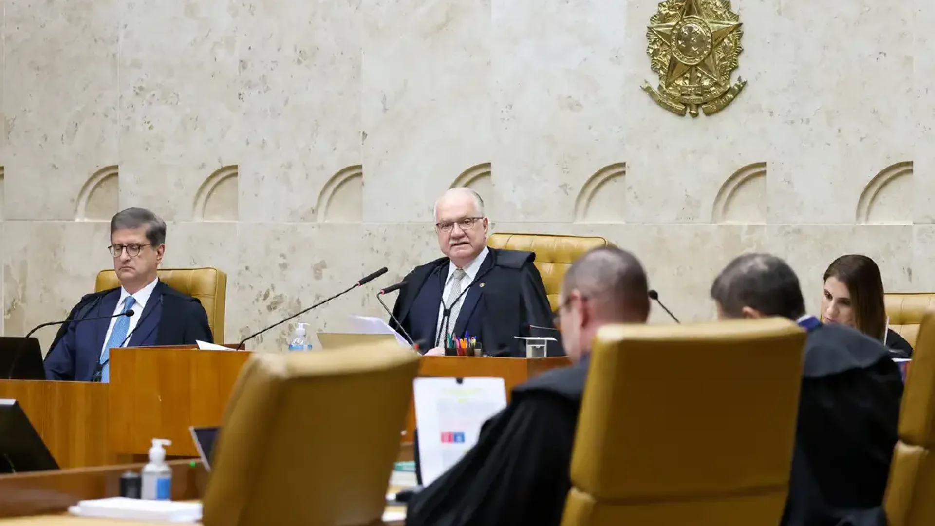 Supremo Tribunal Federal retoma trabalhos com defesa da crítica e julgamento de isenção fiscal