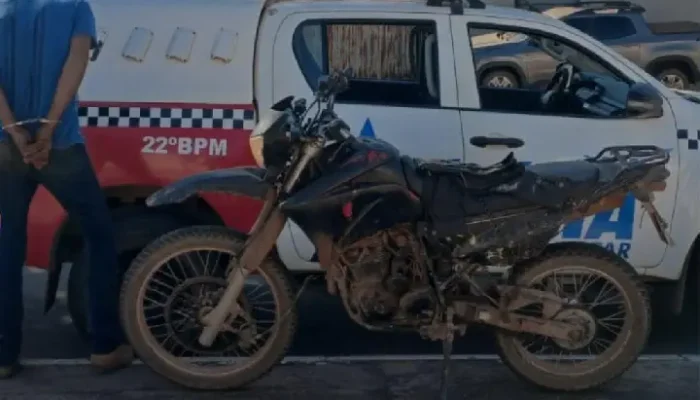 suspeito-tenta-subornar-policiais-apos-ser-flagrado-com-moto-furtada-em-cda-ab3d7-720x430