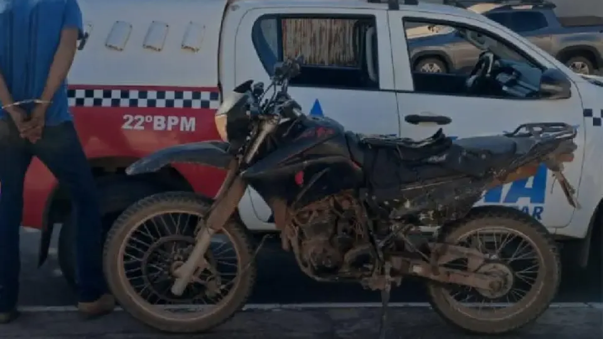 suspeito-tenta-subornar-policiais-apos-ser-flagrado-com-moto-furtada-em-cda-ab3d7-720x430