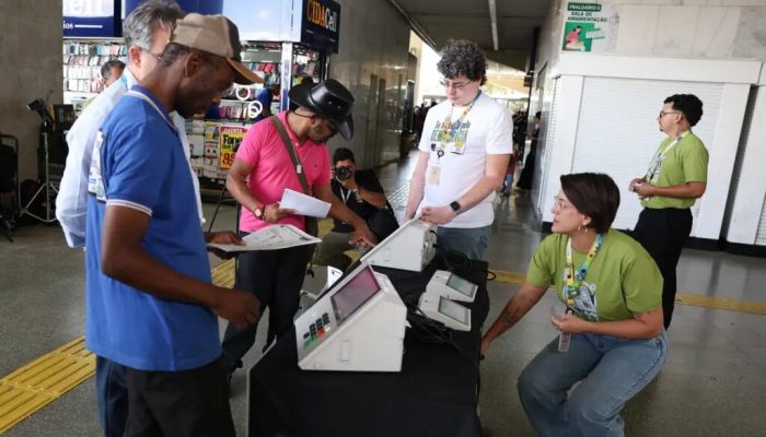 Termina hoje prazo para solicitação de voto em trânsito Pedido deve ser feito na página do TSE na internet