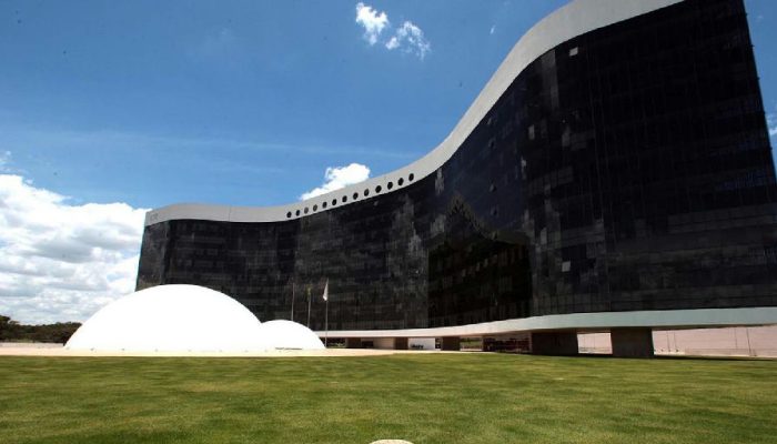 TSE reforça comunicação com eleitores e envia alertas essenciais pelo aplicativo e-Título