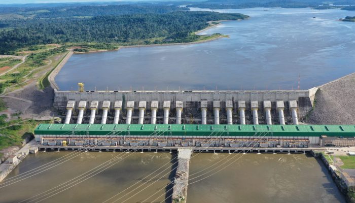 Usina de Belo Monte ajusta operação de vazão em resposta ao fenômeno El Niño
