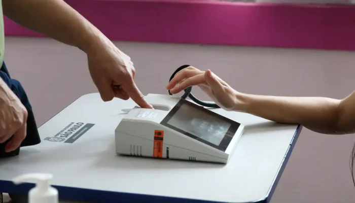 Voto nas eleições: biometria reforça segurança, mas não é requisito obrigatório